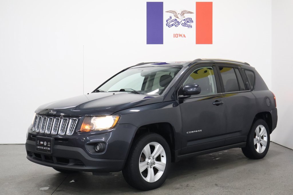 Used 2014 Jeep Compass Latitude w/ Sun/Sound Group image 8