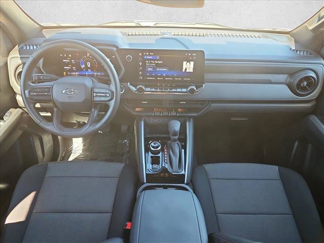 Used 2025 Chevrolet Colorado Trail Boss AWD/4WD image 18