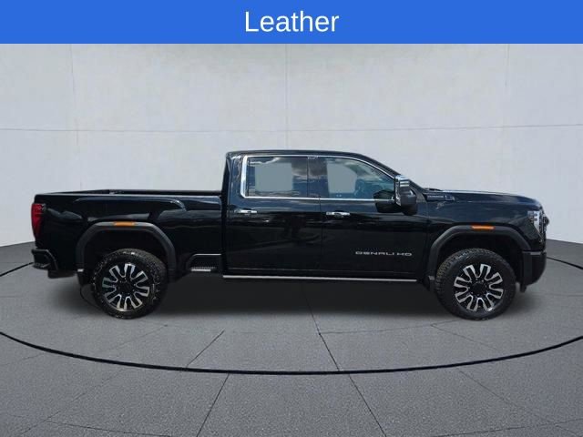 Used 2024 GMC Sierra 2500 Denali Ultimate AWD/4WD image 7