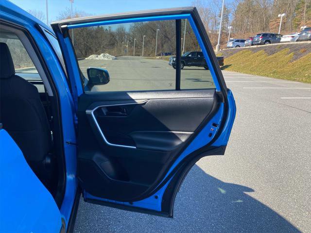 Certified 2020 Toyota RAV4 LE AWD/4WD image 23