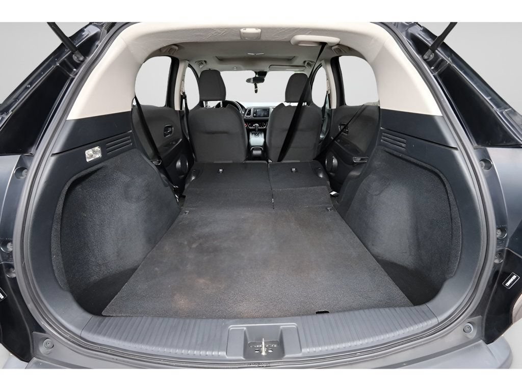 Used 2019 Honda HR-V EX image 16