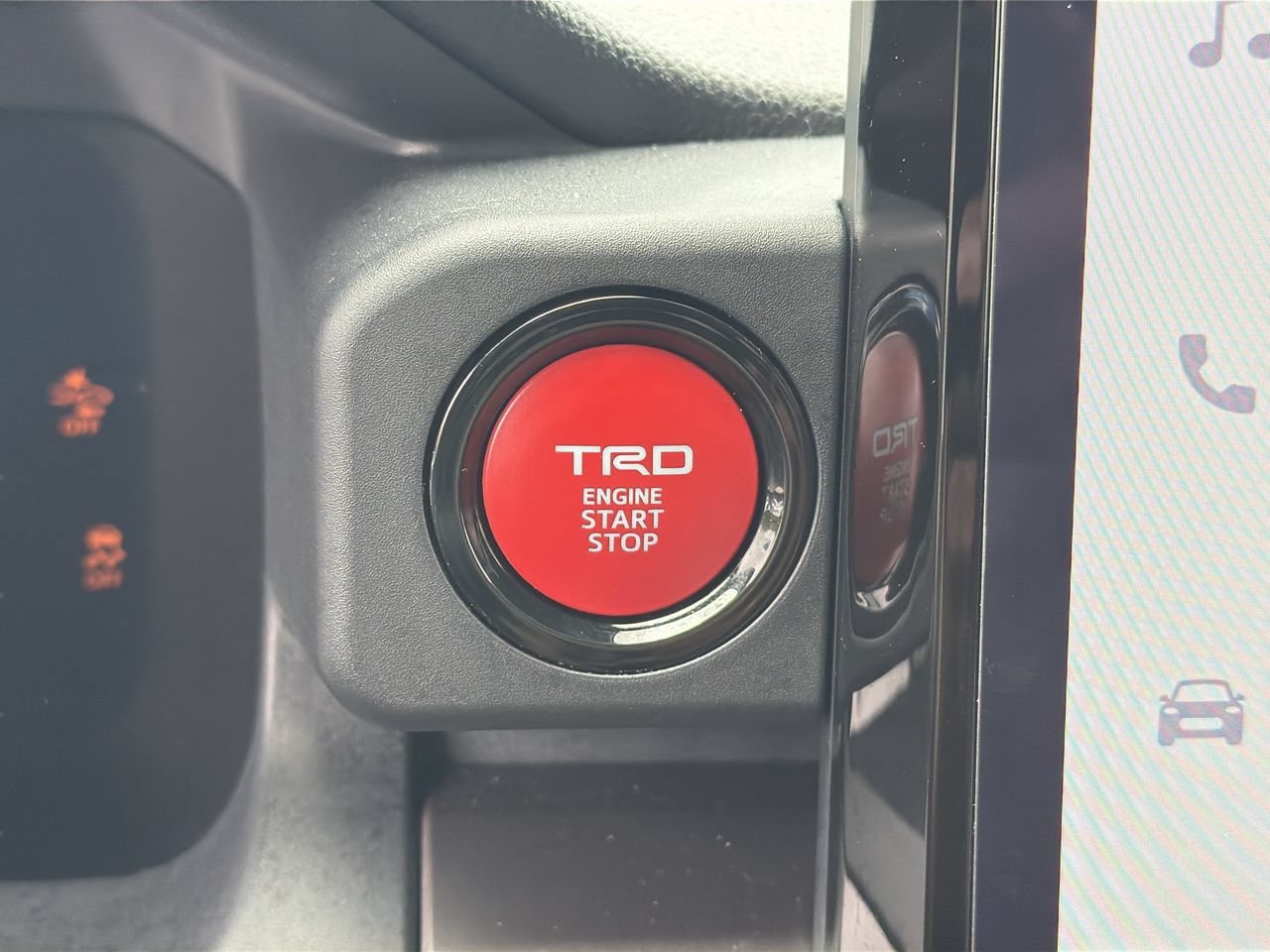 Used 2025 Toyota Tacoma TRD Sport RWD image 28