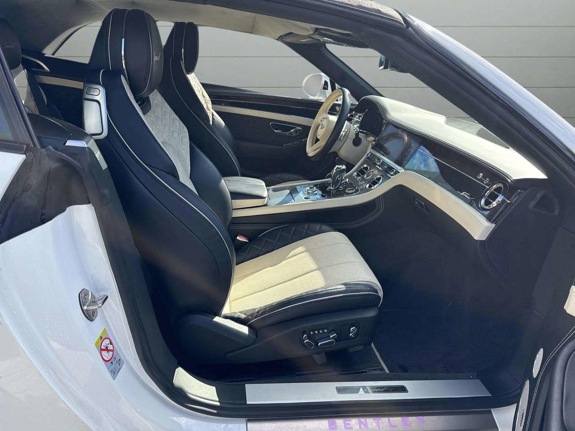 Used 2022 Bentley Continental GT Speed image 14