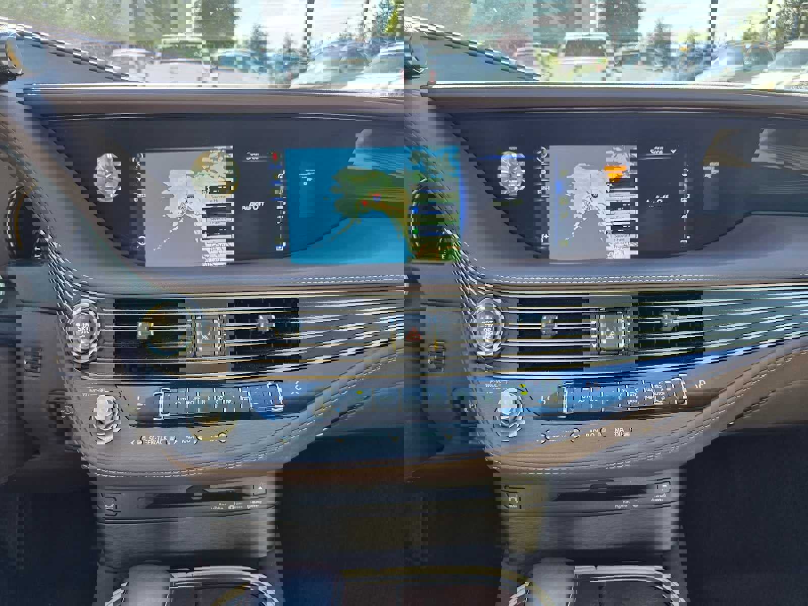 Used 2018 Lexus LS 500 image 24