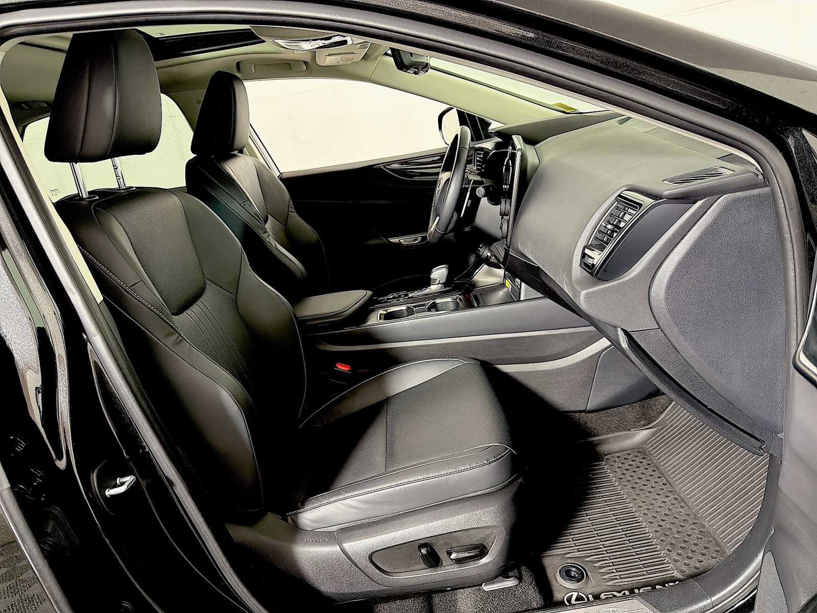Used 2024 Lexus NX 350 AWD image 24
