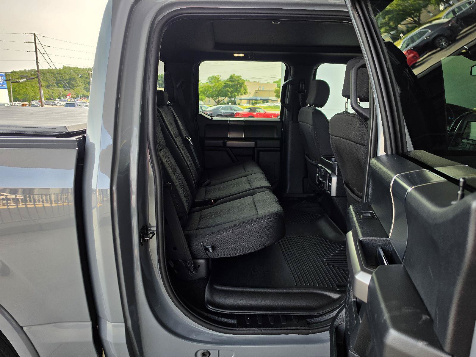 Used 2020 Ford F150 XLT w/ Equipment Group 302A Luxury AWD/4WD image 15