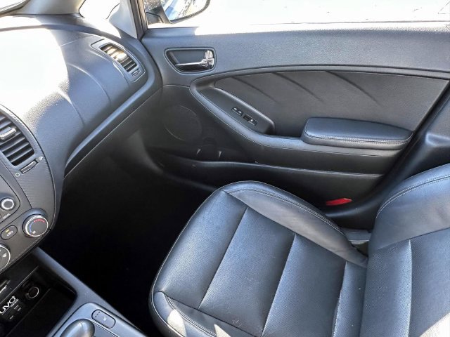 Used 2016 Kia Forte EX w/ EX Premium Package FWD image 28