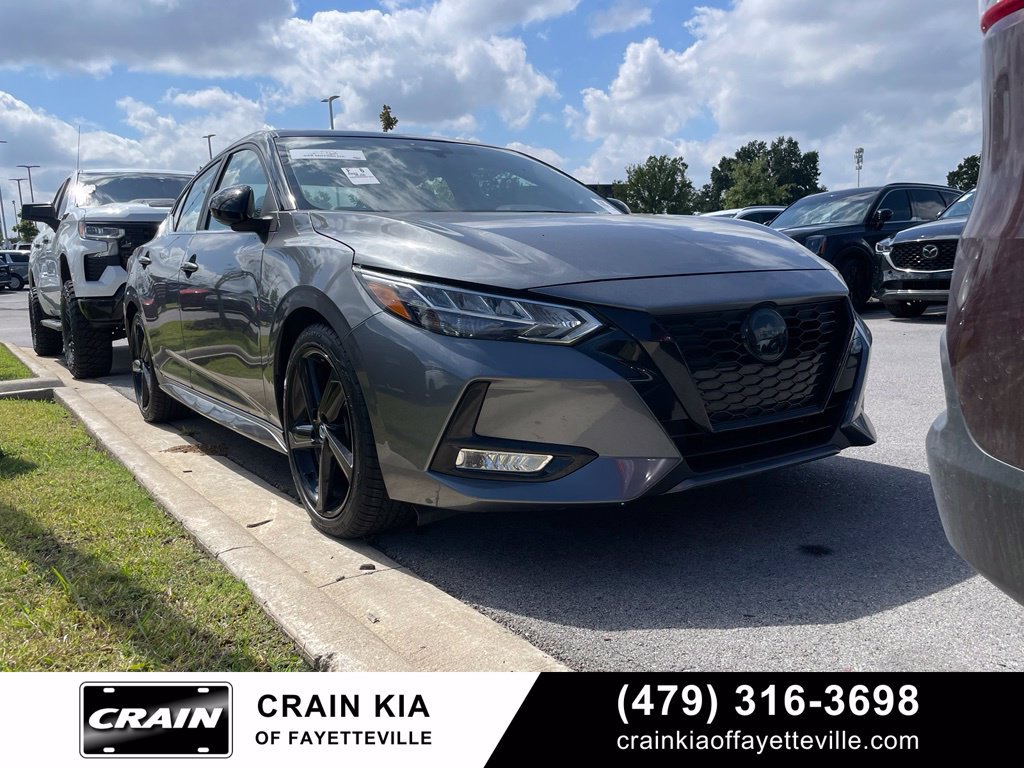 Used 2022 Nissan Sentra SR w/ Midnight Edition FWD image 1