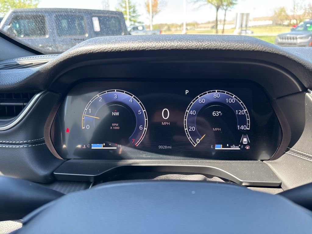 Used 2025 Jeep Grand Cherokee Altitude image 47