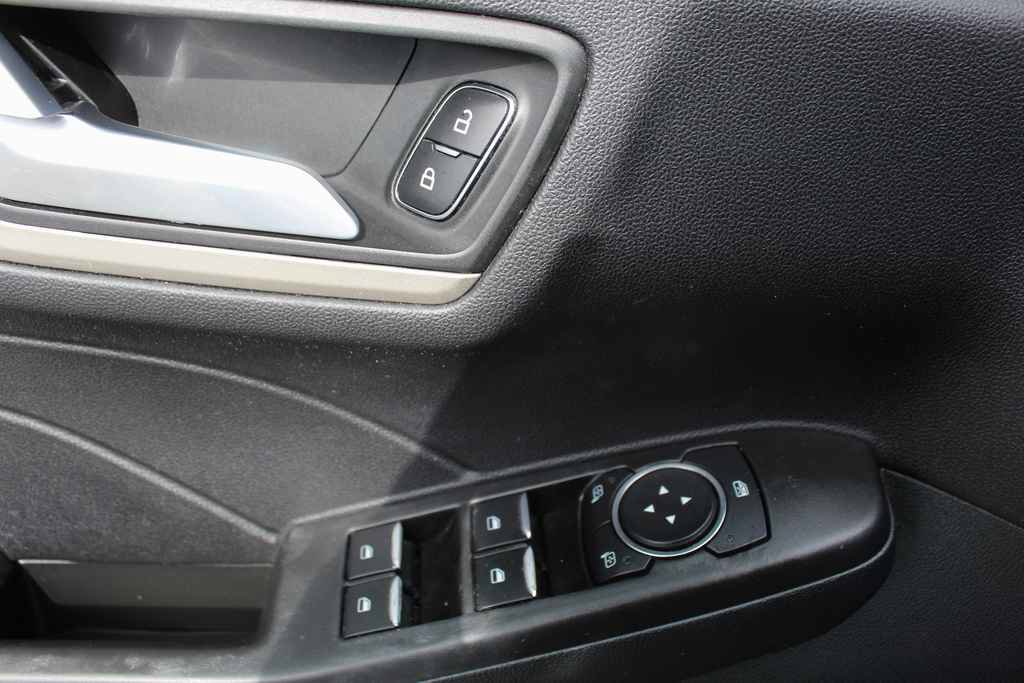 Used 2021 Ford Escape SEL FWD image 12