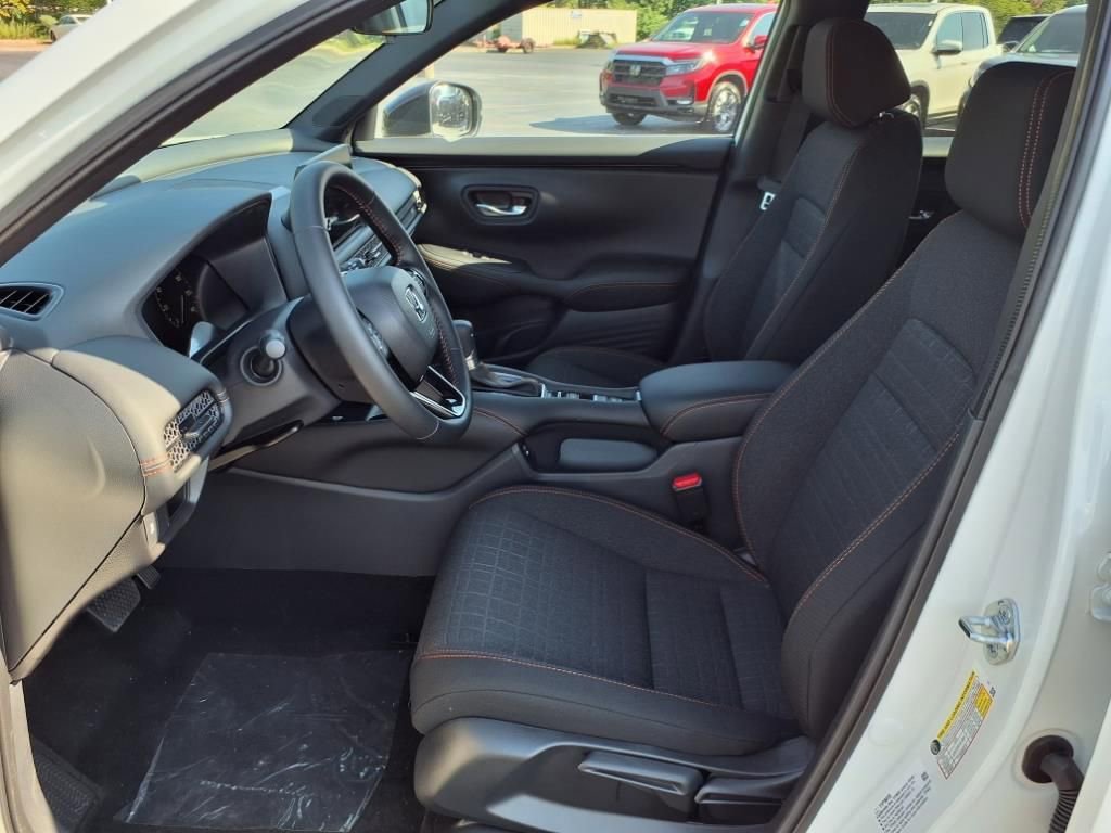 New 2026 Honda HR-V Sport image 13