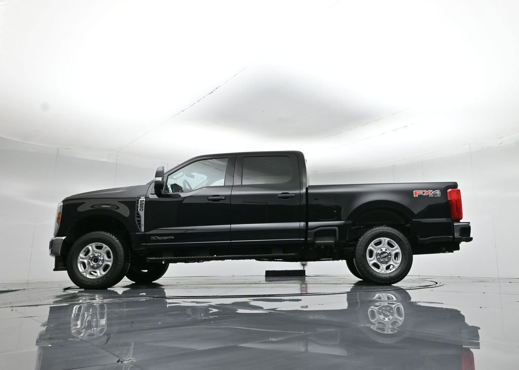 New 2026 Ford F250 XLT w/ FX4 Off-Road Package image 52