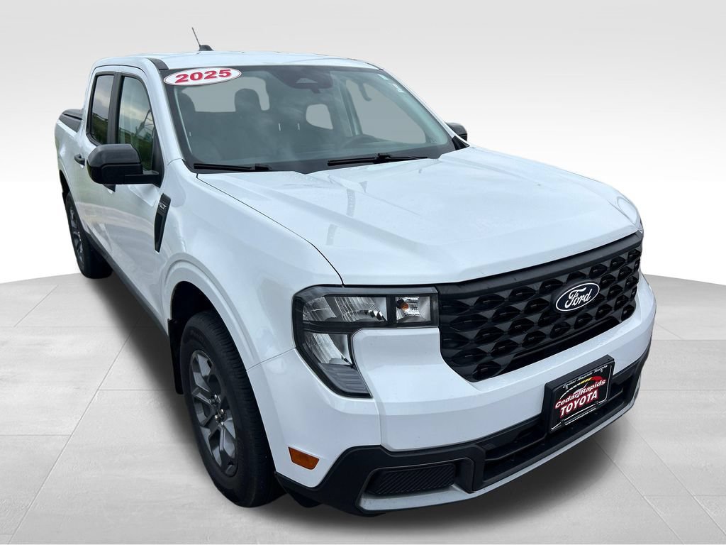 Used 2025 Ford Maverick XLT w/ XLT Luxury Package FWD image 9