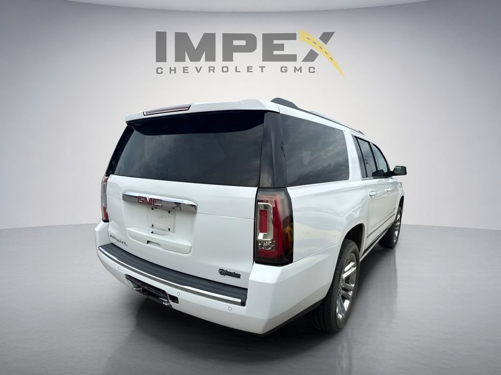 Used 2017 GMC Yukon XL Denali w/ Open Road Package AWD/4WD image 4