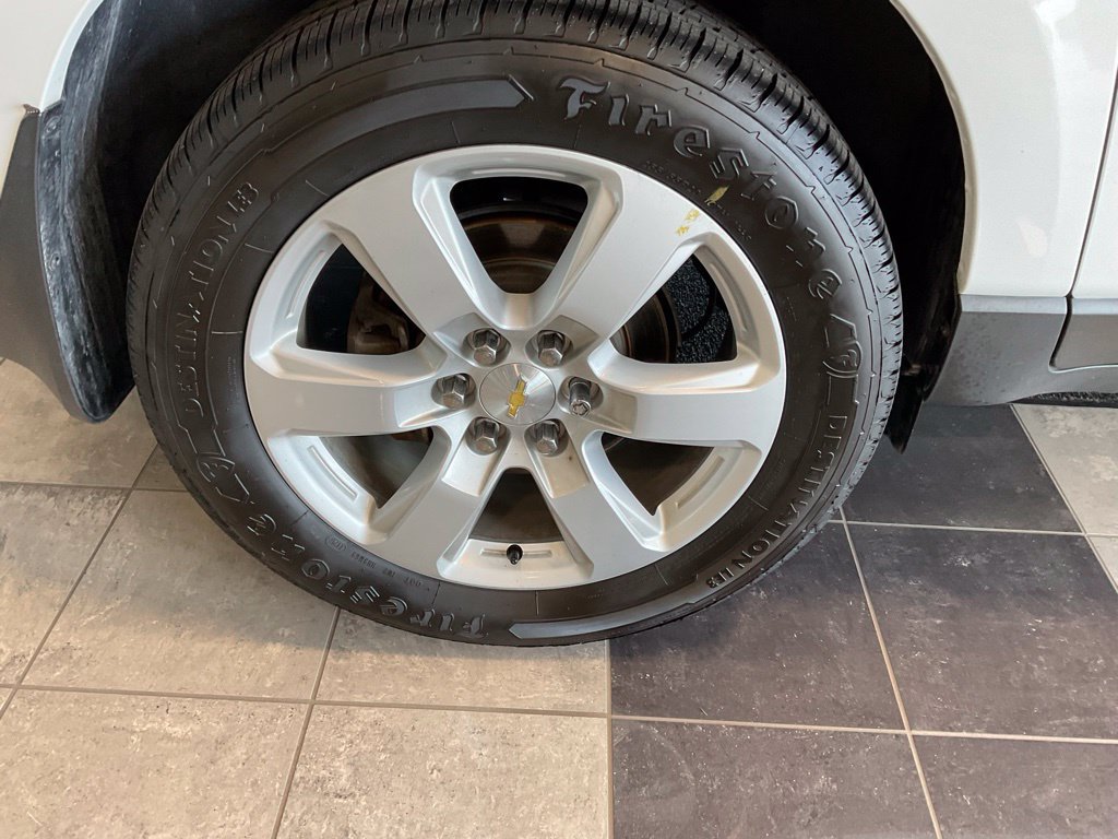 Used 2016 Chevrolet Traverse LT w/ Style and Technology Package AWD/4WD image 7