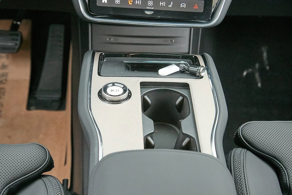 New 2025 Volvo EX90 Ultra image 26