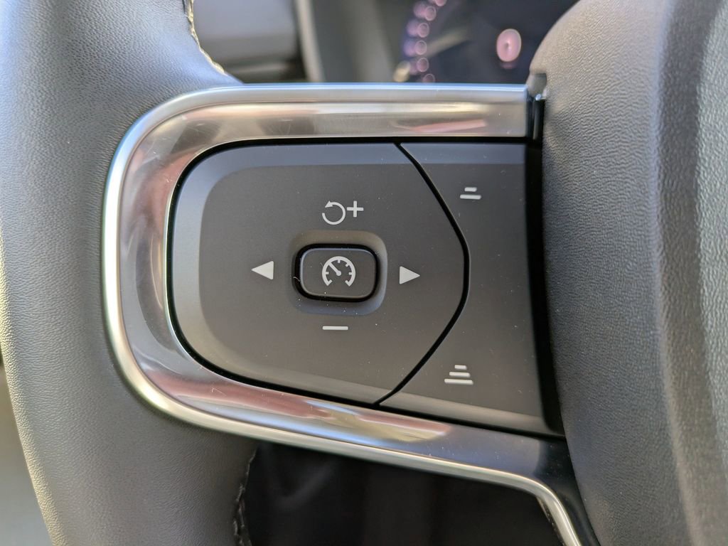 New 2026 Volvo XC40 B5 Plus w/ Climate Package image 26