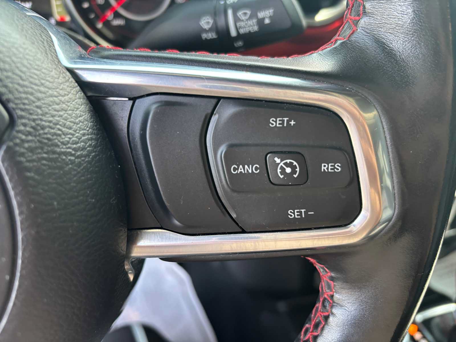 Used 2022 Jeep Gladiator Rubicon w/ Cold Weather Group AWD/4WD image 23