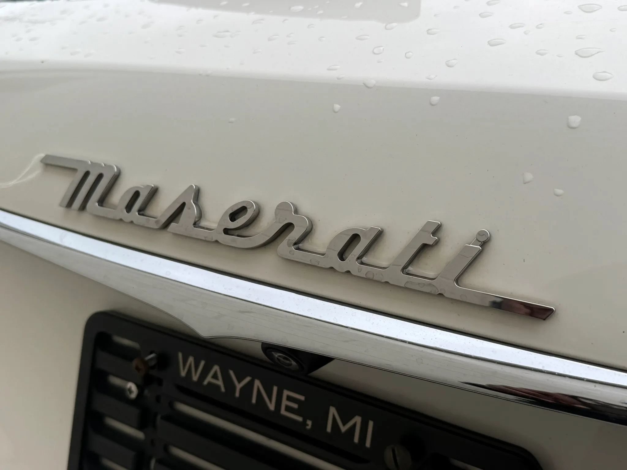 Used 2018 Maserati Levante AWD/4WD image 31