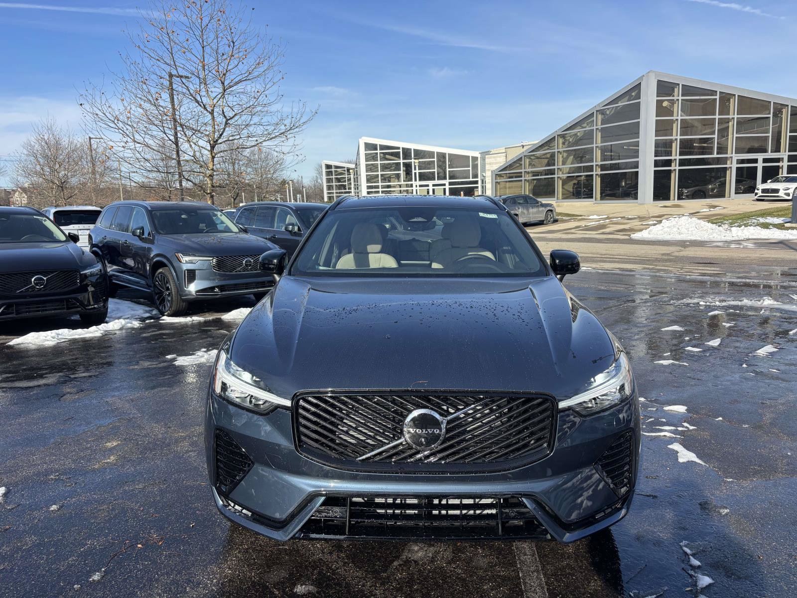 Used 2026 Volvo XC60 B5 Plus w/ Protection Package Premier AWD/4WD image 2