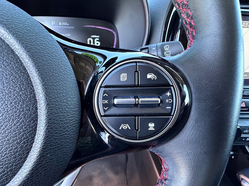 Used 2023 Kia Soul GT-Line w/ GT-Line Technology Package FWD image 36