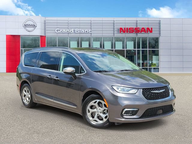 Used 2023 Chrysler Pacifica Limited FWD 360° Tour
