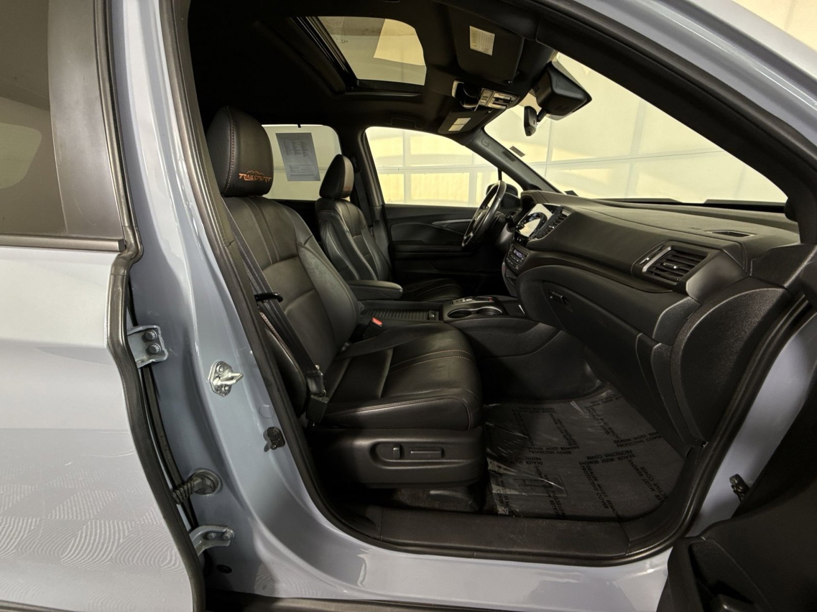 Used 2022 Honda Passport TrailSport image 27