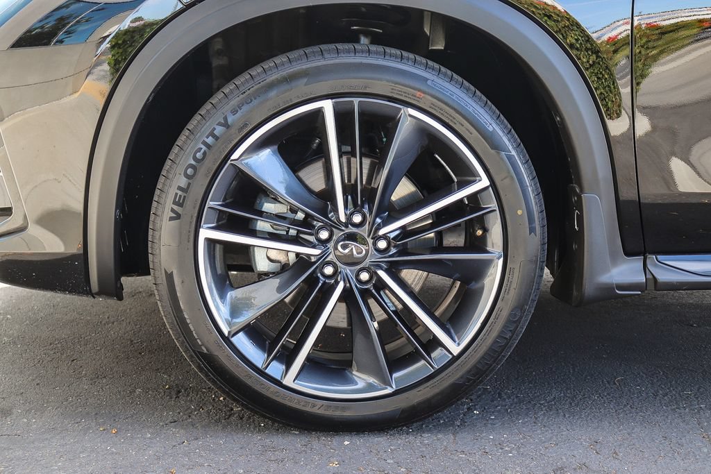 Certified 2023 INFINITI QX55 Luxe w/ Cargo Package AWD/4WD image 10