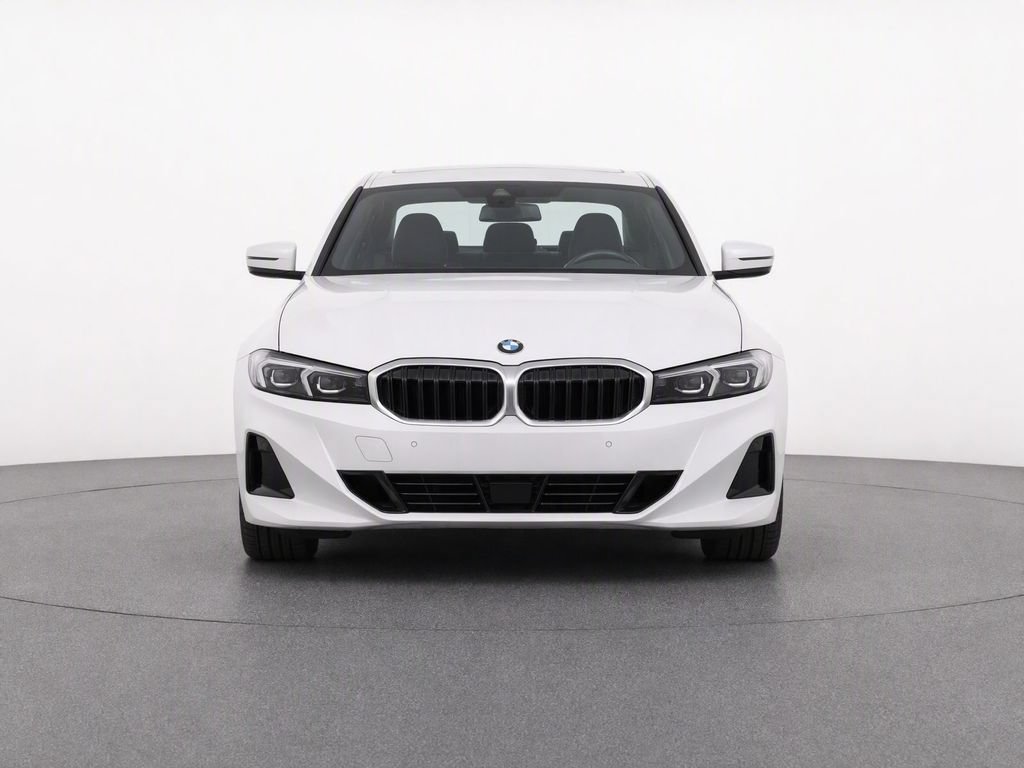 Certified 2025 BMW 330i Sedan RWD image 37