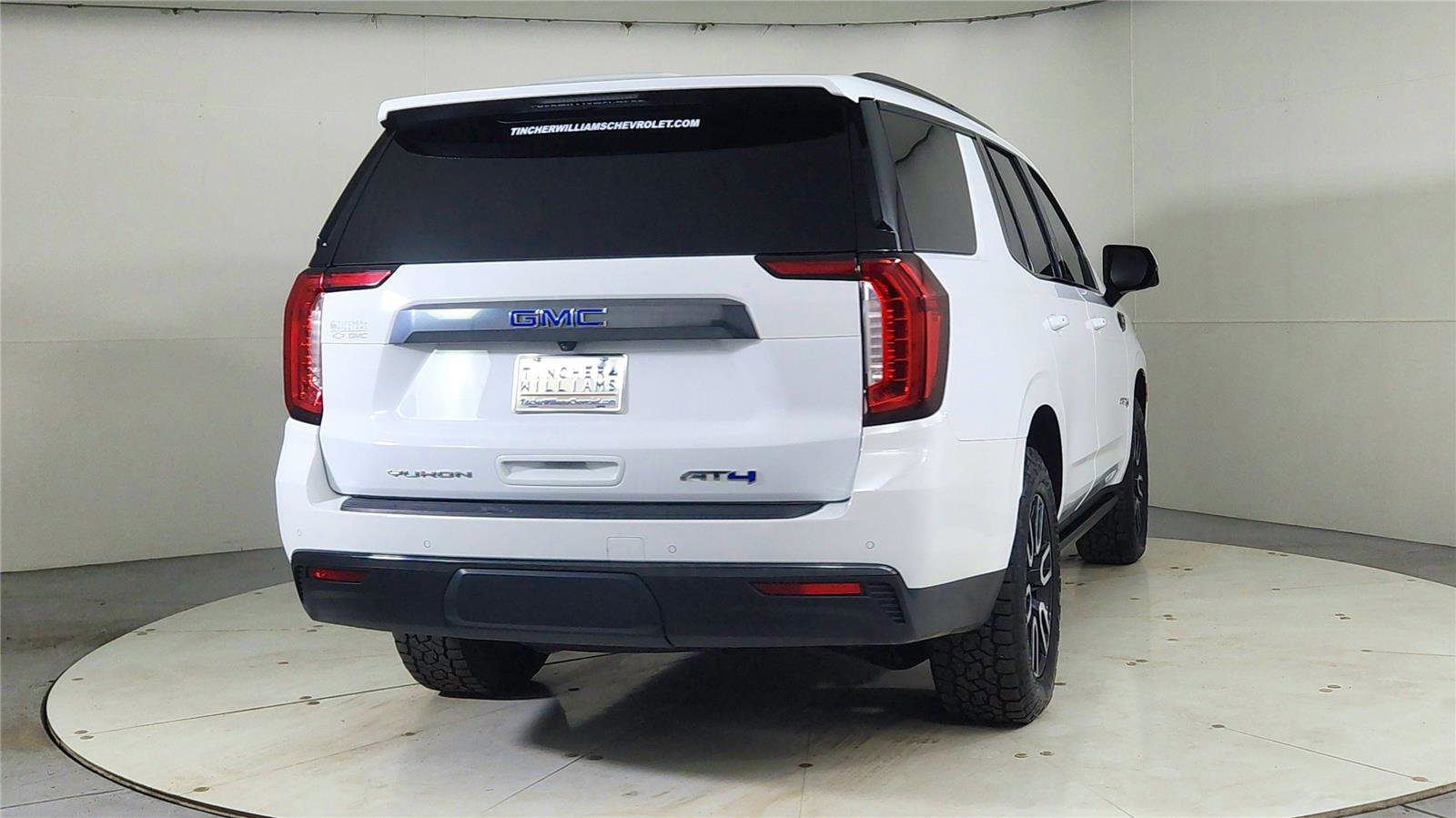 Used 2021 GMC Yukon AT4 w/ AT4 Premium Plus Package image 6