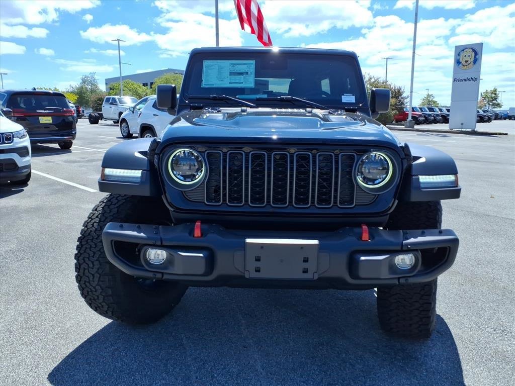New 2025 Jeep Wrangler Unlimited Rubicon w/ XTREMEE 35" Tire Package image 4