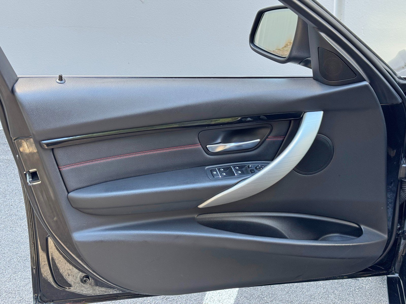 Used 2018 BMW 330i Sedan RWD image 37