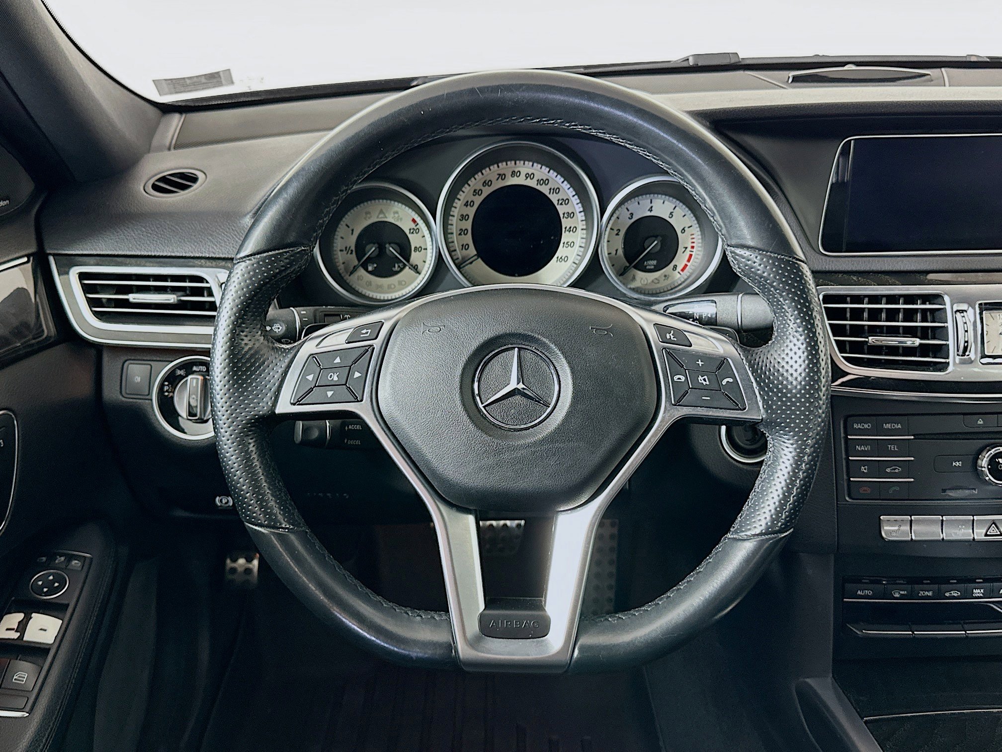 Used 2016 Mercedes-Benz E 350 4MATIC Wagon image 17