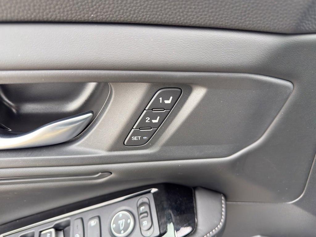 Used 2024 Honda Accord Touring image 13