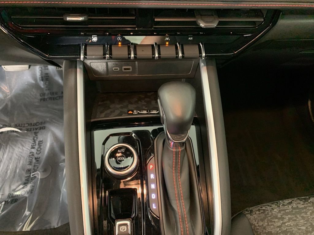 Used 2023 Chevrolet Colorado Z71 w/ Z71 Convenience Package 2 image 23