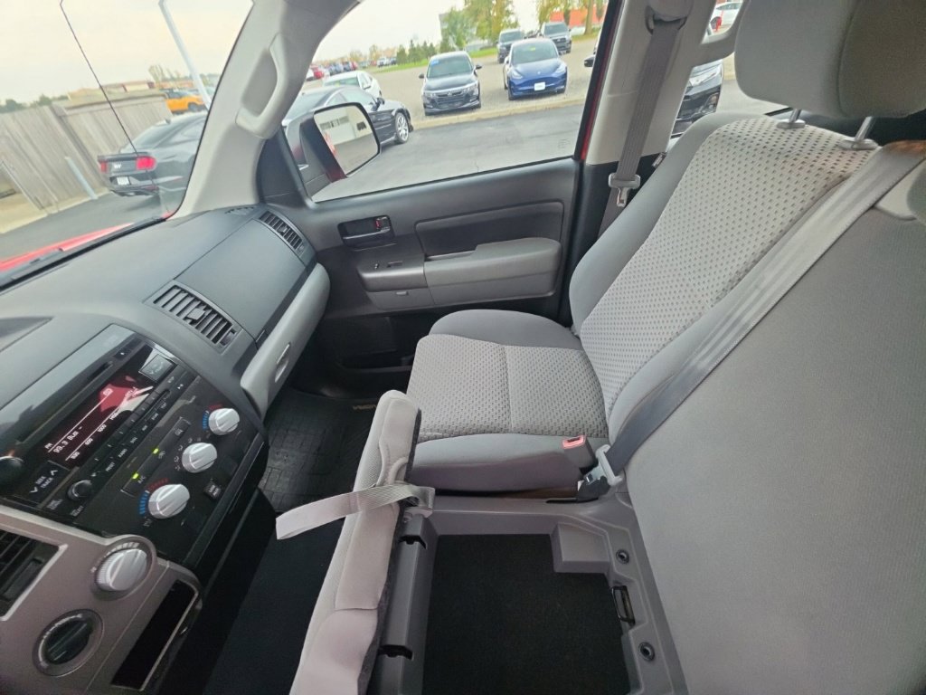 Used 2012 Toyota Tundra 4x4 Double Cab w/ Tow Pkg image 25