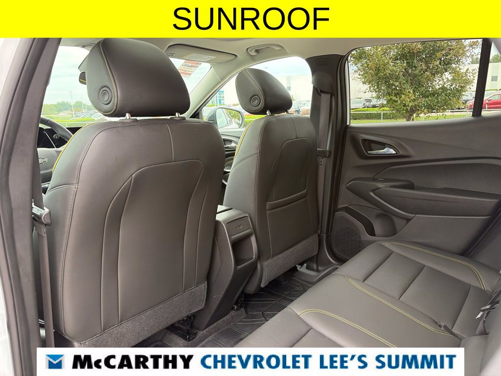 Used 2025 Chevrolet Trax ACTIV w/ Sunroof Package FWD image 41