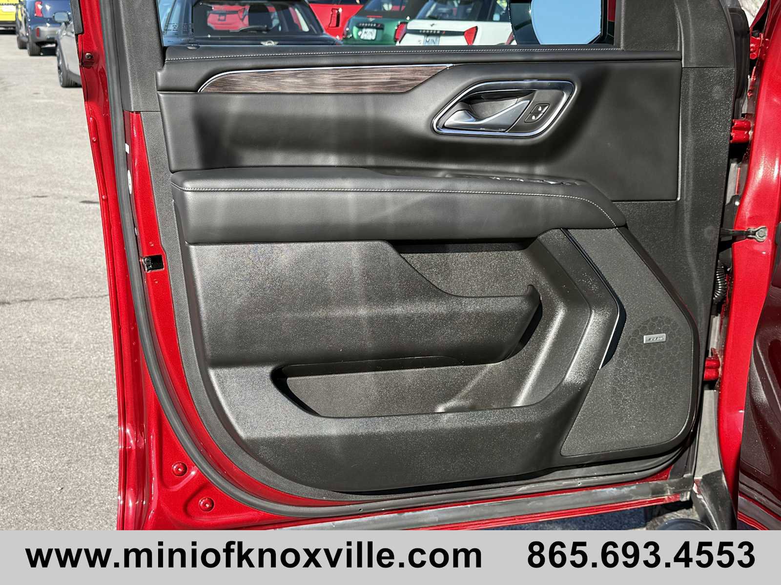 Used 2023 Chevrolet Tahoe Z71 w/ Z71 Off-Road Package image 15