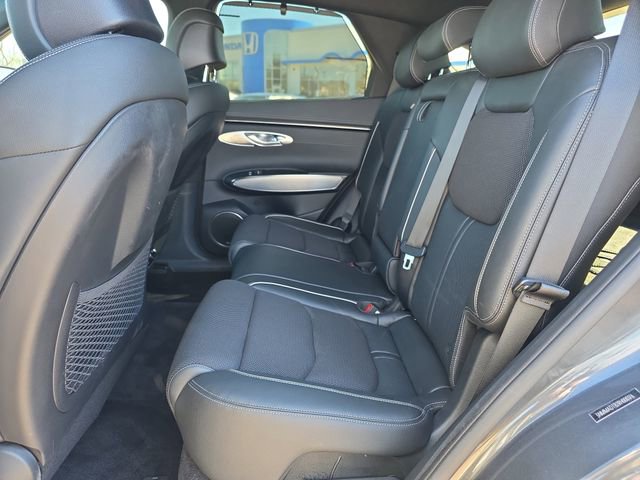 Used 2024 Genesis GV70 2.5T w/ Sport Prestige Package image 13