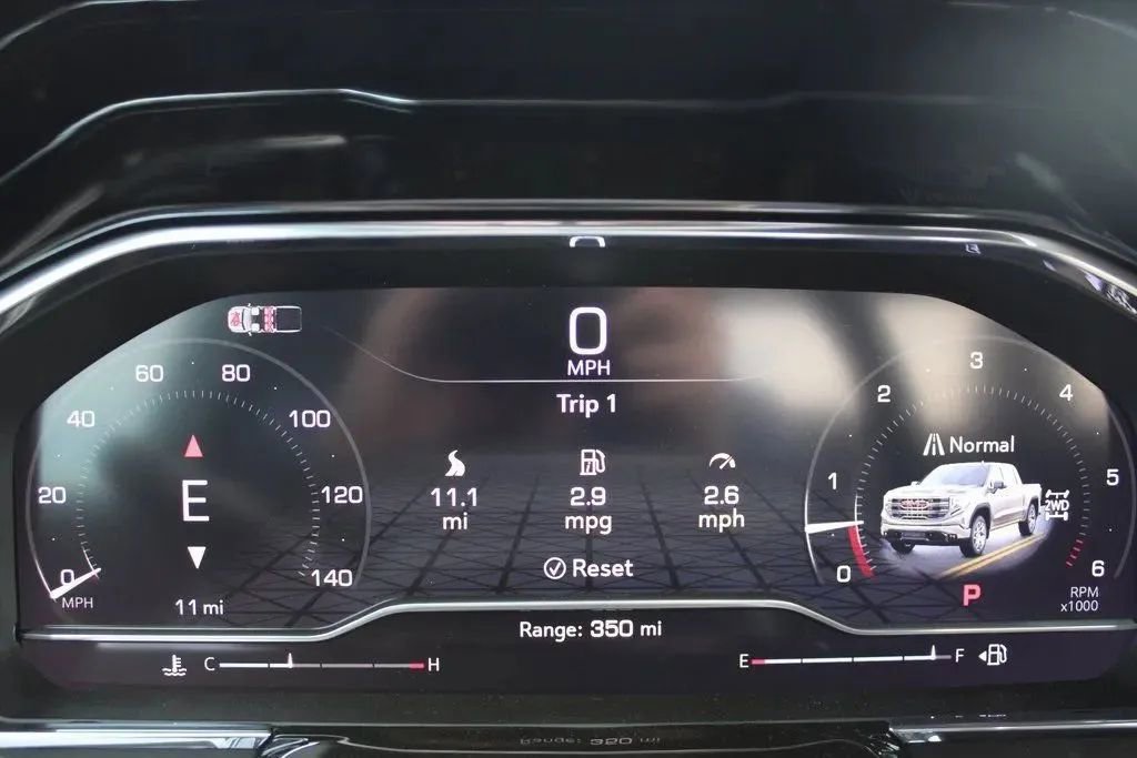 New 2025 GMC Sierra 1500 Elevation image 14