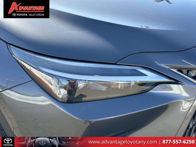 Used 2023 Lexus NX 350h AWD w/ Towing Package (2000 Lbs) image 11