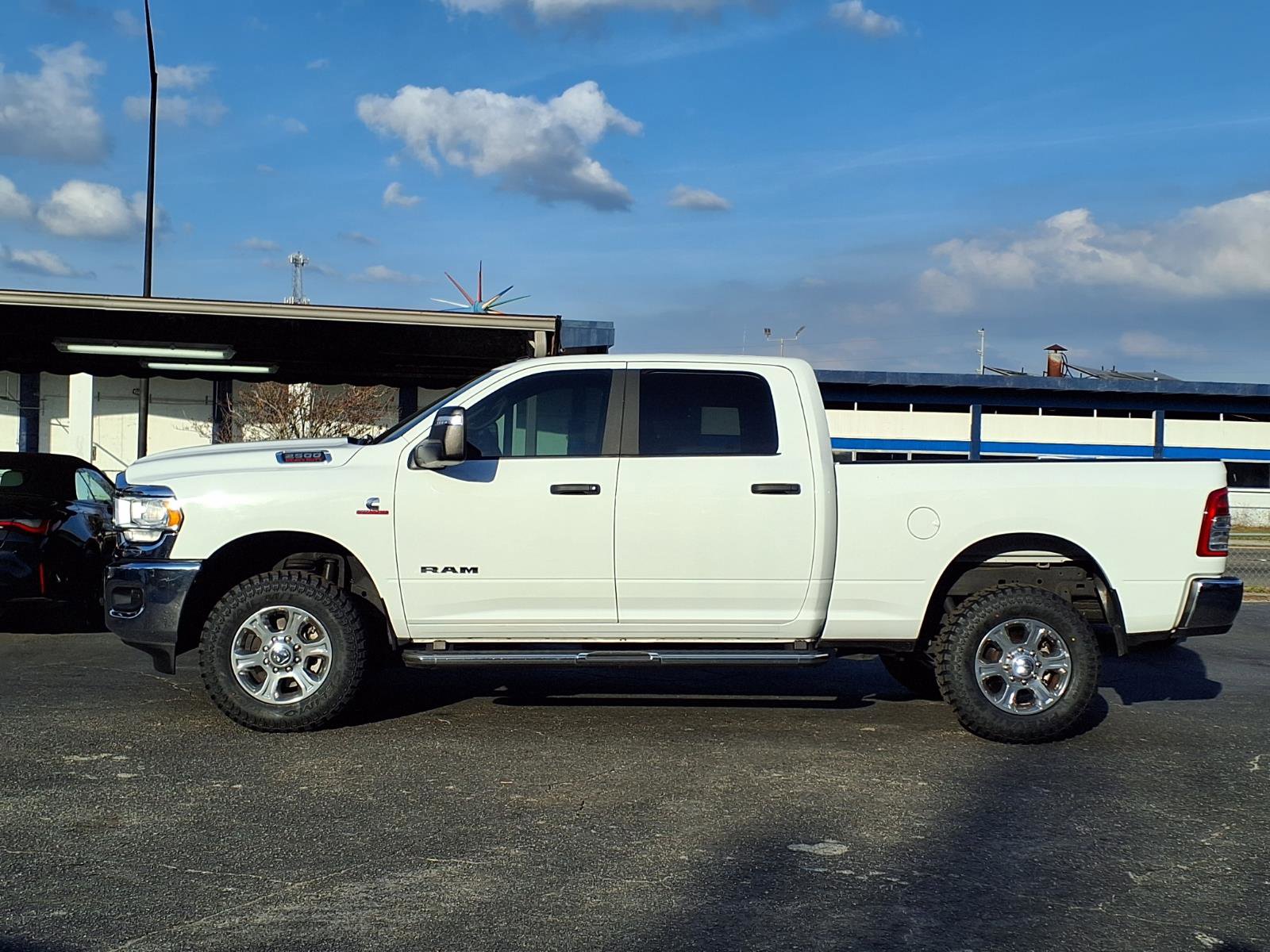 Used 2023 RAM 2500 Big Horn w/ Level 1 Equipment Group image 3