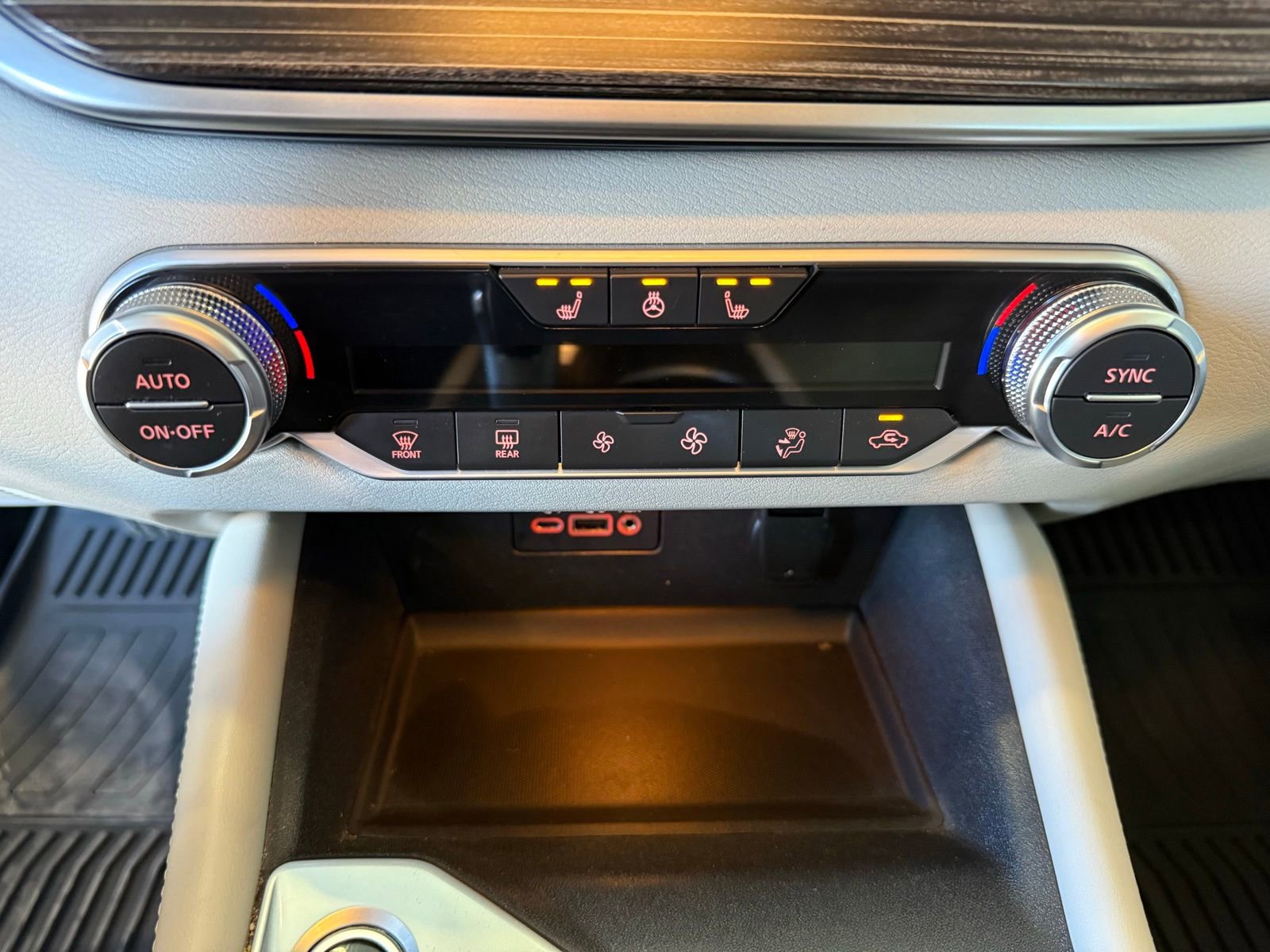 Used 2019 Nissan Altima 2.5 Platinum FWD image 25