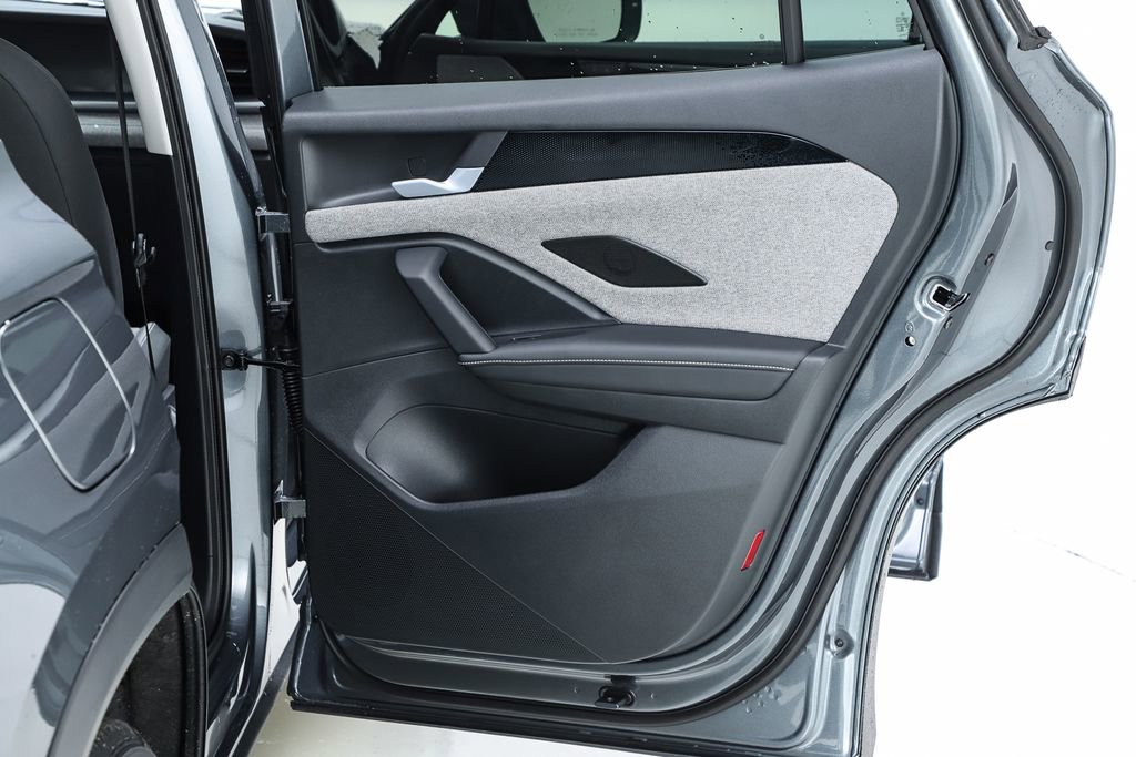 New 2026 Volkswagen Tiguan S image 30