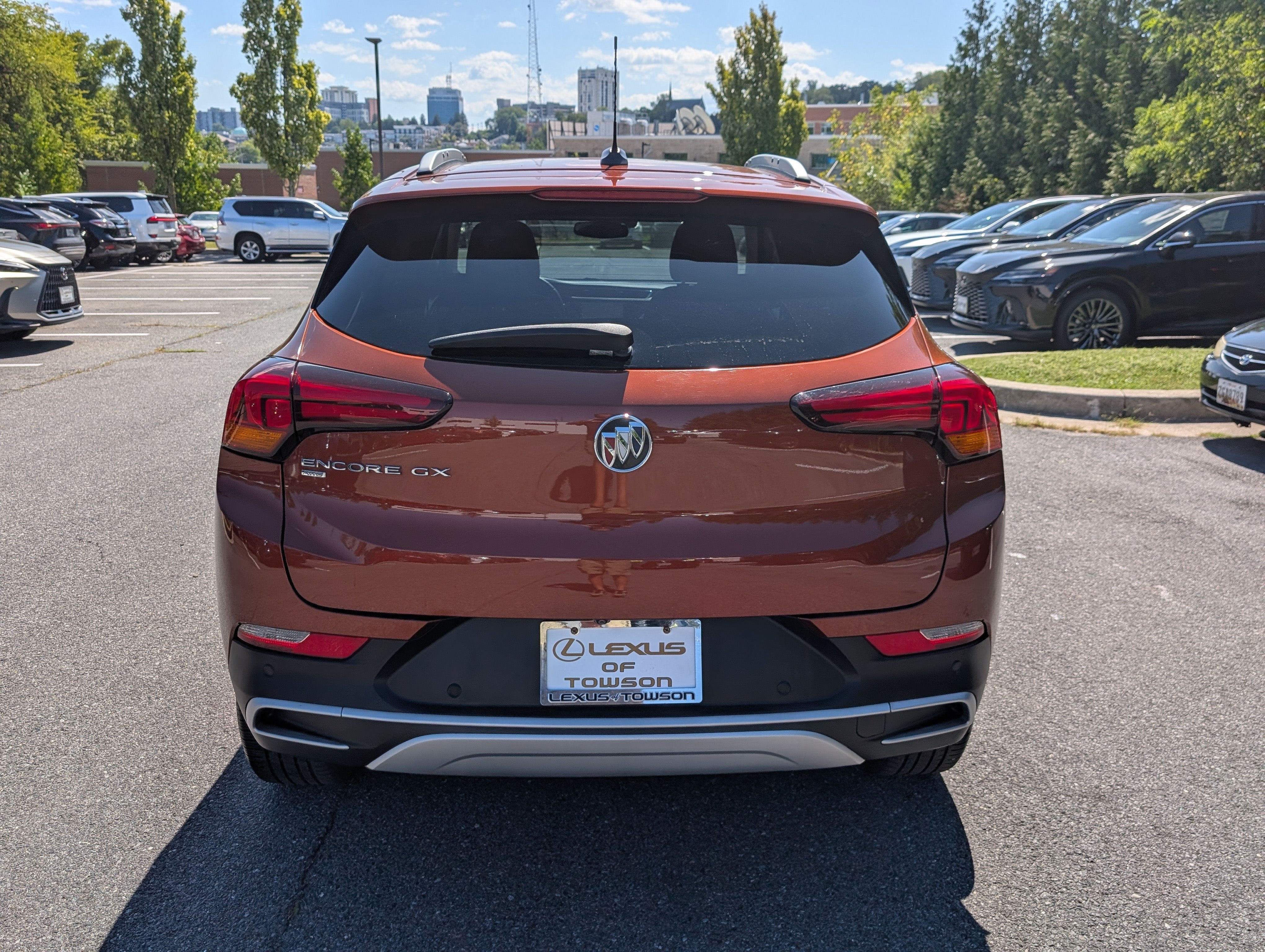 Used 2020 Buick Encore GX Select w/ Advanced Technology Package AWD/4WD image 4