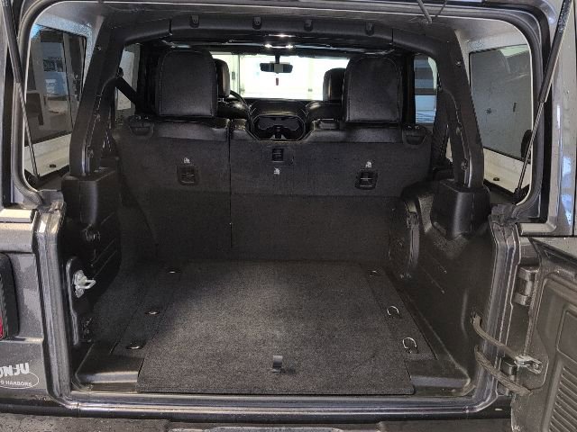 Used 2021 Jeep Wrangler Unlimited Sahara w/ Uconnect 4C Nav & Sound Group image 32