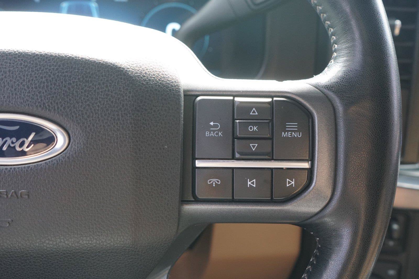 Used 2023 Ford F350 Lariat w/ FX4 Off-Road Package AWD/4WD image 14