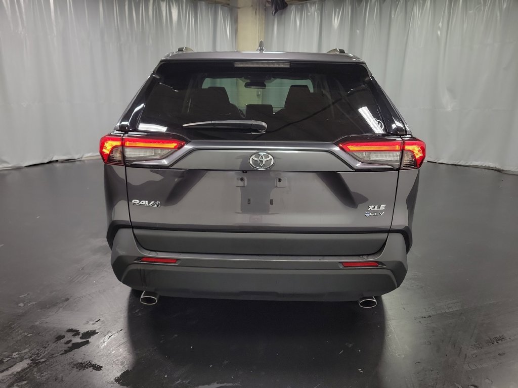 Used 2025 Toyota RAV4 XLE AWD/4WD image 7