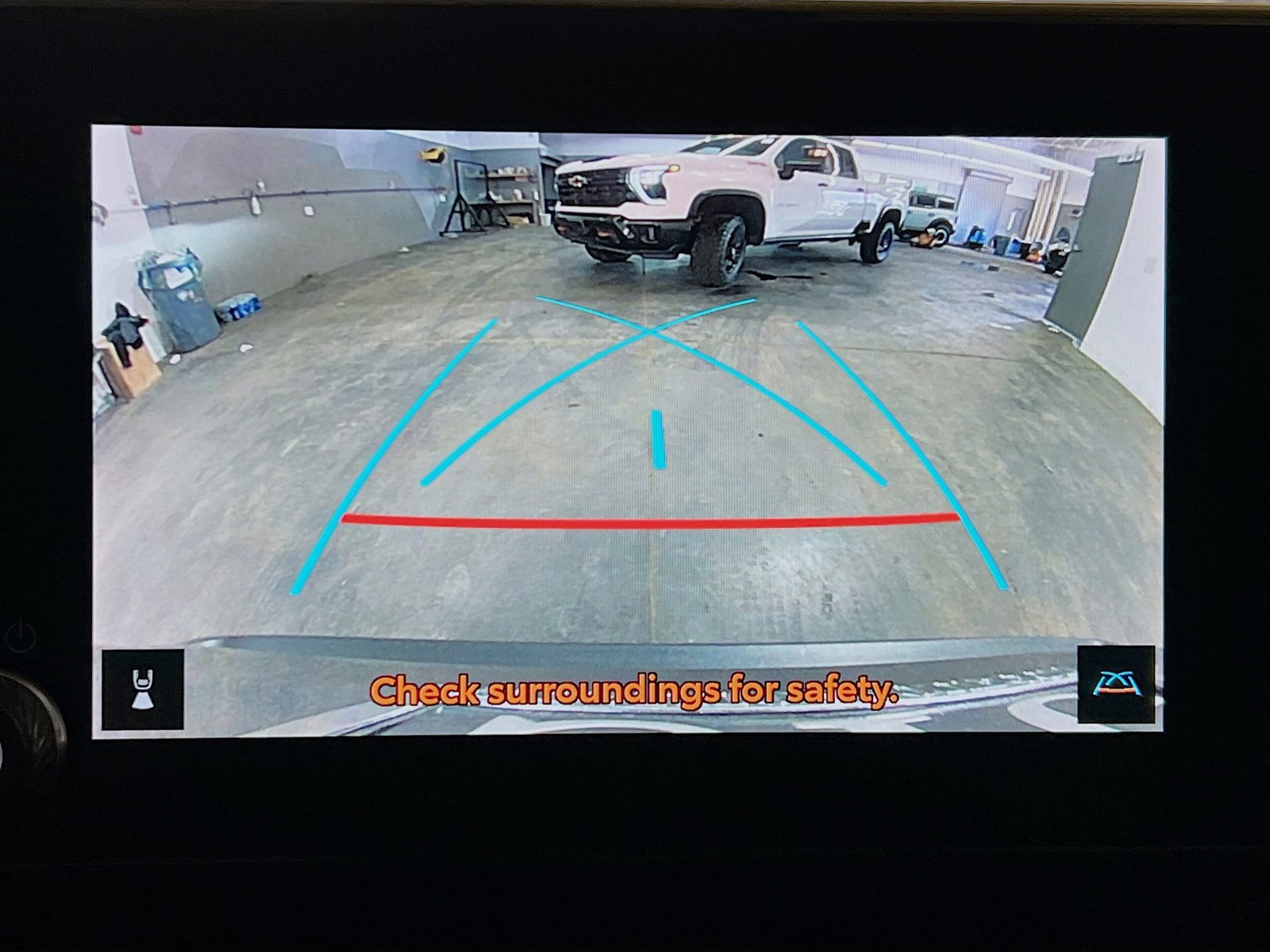 Used 2023 Toyota RAV4 LE AWD/4WD image 9
