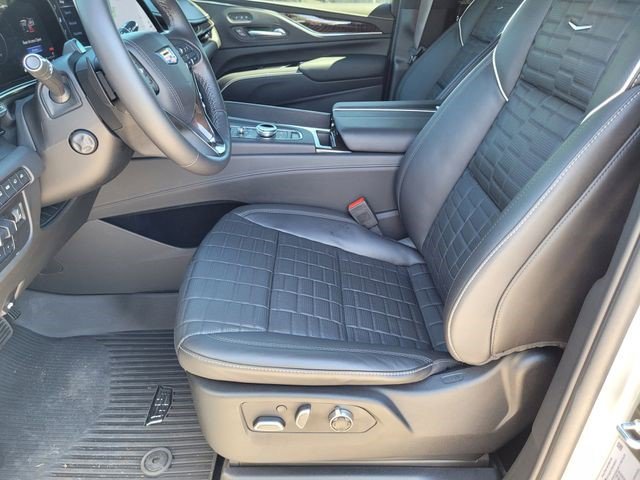 Certified 2024 Cadillac Escalade Sport Platinum w/ LPO, ONYX Package image 20
